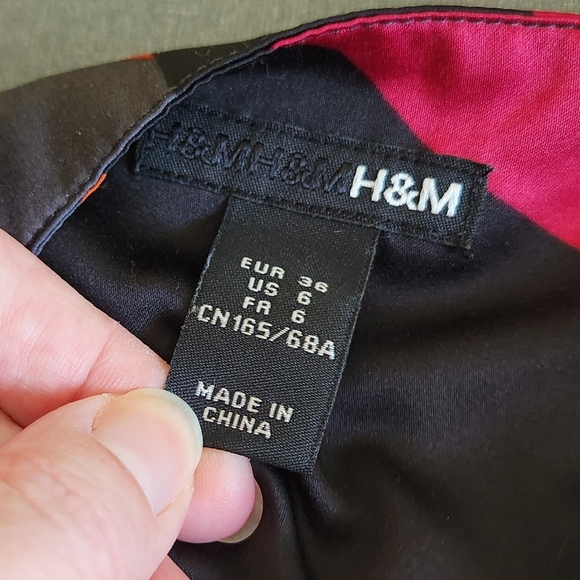 H&M pattern circle skirt with drop waist - Picture 9 of 10